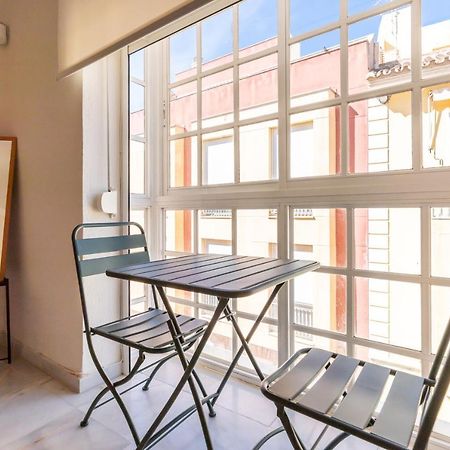 Apartamento Centrico La Victoria Malaga Exterior photo