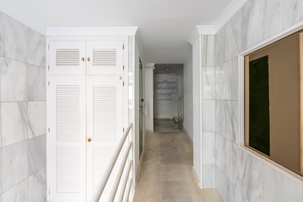 Apartamento Centrico La Victoria Malaga Exterior photo